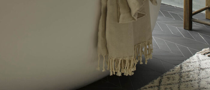 Hongaarse punt PVC vloer in de badkamer